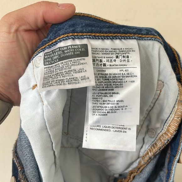 Levi’s Original Fit High-Rise 501 Dark Wash Denim Shorts Size 32 - Picture 9 of 11